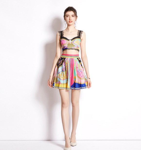 Holiday Printed Pleated Skirt and Lace Patchwork Top