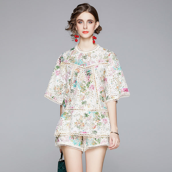 New Hollowed Out Embroidered Printed Top Shorts Loose Temperament Floral Two-Piece Set